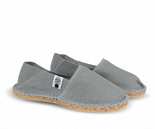 Gris Cumulus