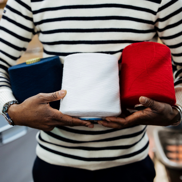 Pourquoi choisir des chaussettes fabriquées localement ? Une décision pleine de bon sens